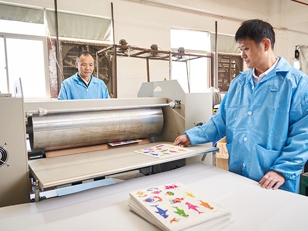 富利凱與您一起探討EVA玩具的優(yōu)勢