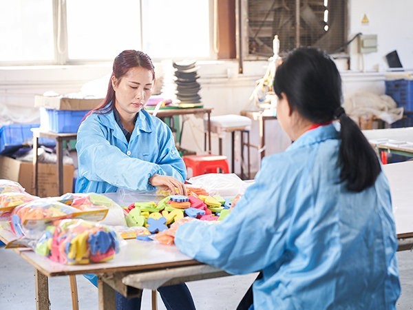 富利凱為您分享EVA產(chǎn)品的特性有哪些